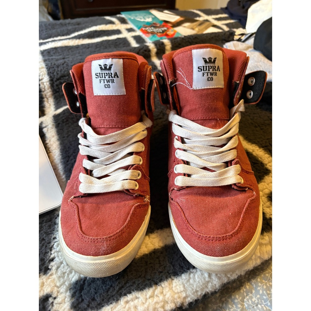 Supra Vaider Men 9.5 High Top Skate Shoes Red Canvas Sneakers Crown Logo FTWR CO